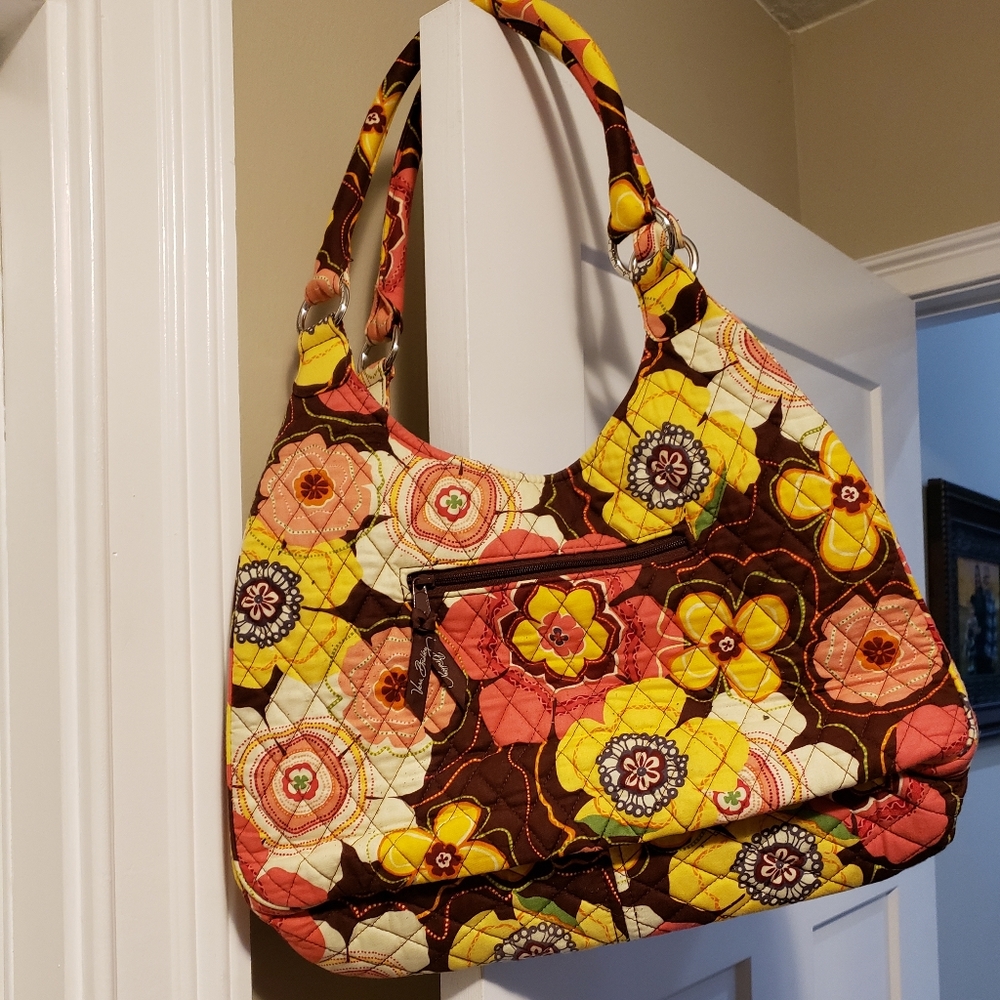 Vera Bradley hobo floral pattern